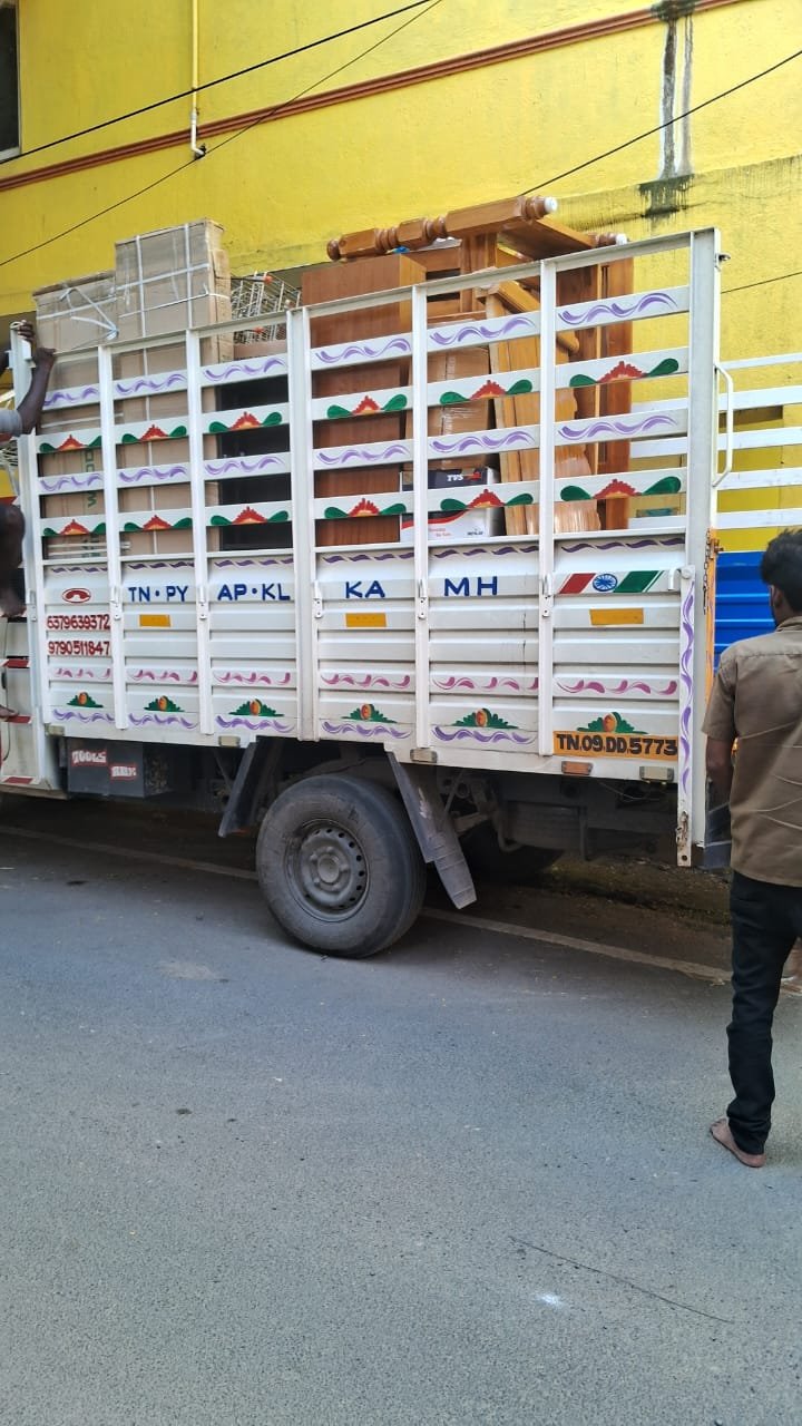 Packers and Movers Peravurani