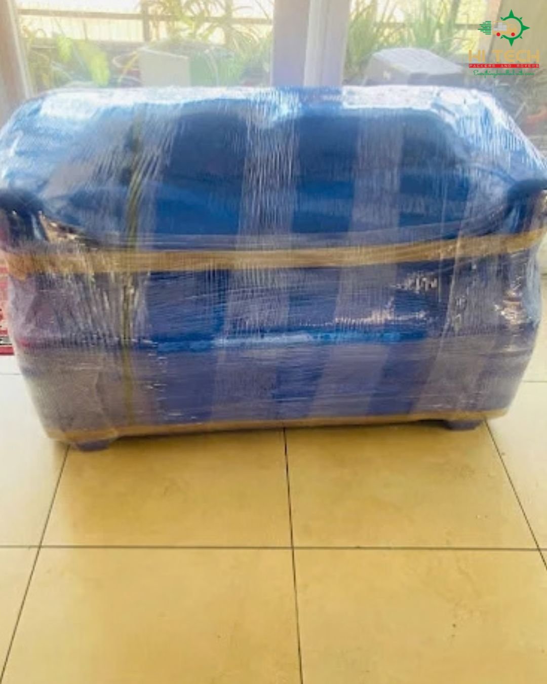 packers-and-movers-chennai-loading-household-goods-truck