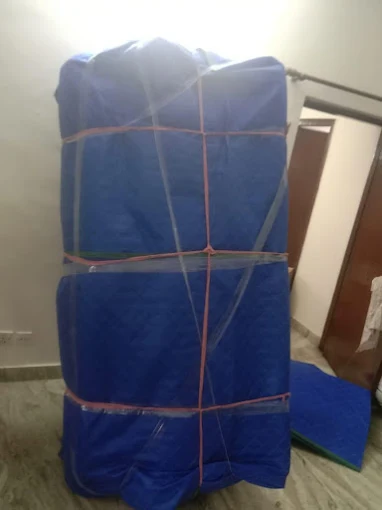 packers-and-movers-tambaram-loading-household-goods-truck